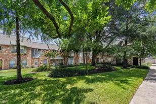 11002 Hammerly Blvd, Houston, TX 77043 - Photo 21