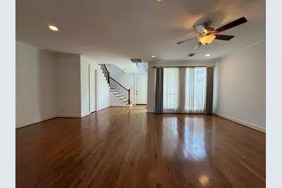 1315 Whispering Pines Drive, Houston, TX 77055 - Photo 5