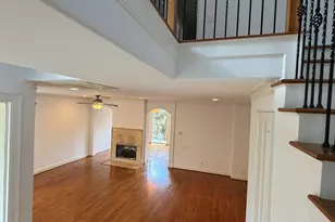 1315 Whispering Pines Dr, Houston, TX 77055 - Photo 17