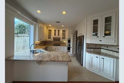 1315 Whispering Pines Drive, Houston, TX 77055 - Photo 11