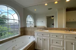 1315 Whispering Pines Dr, Houston, TX 77055 - Photo 27