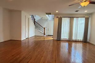 1315 Whispering Pines Dr, Houston, TX 77055 - Photo 7