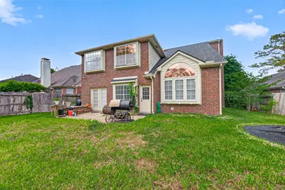 6810 Knoll Park Drive, Sugar Land, TX 77479 - Photo 29