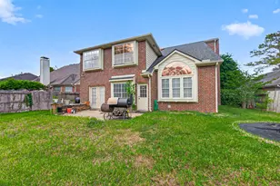 6810 Knoll Park Dr, Sugar Land, TX 77479 - Photo 29