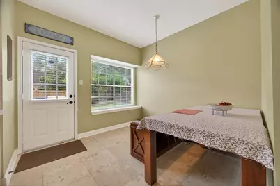 6810 Knoll Park Drive, Sugar Land, TX 77479 - Photo 15