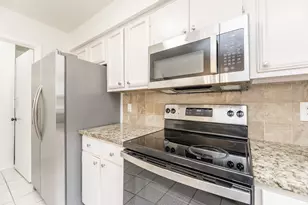 1902 Avenue B, Katy, TX 77493 - Photo 9