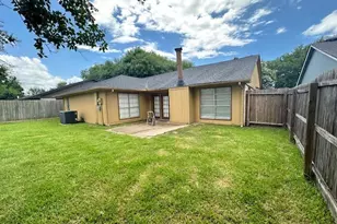 3315 Honey Creek Dr, Houston, TX 77082 - Photo 9