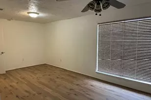 3315 Honey Creek Dr, Houston, TX 77082 - Photo 17