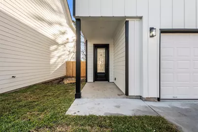 1310 Duff Lane, Houston, TX 77022 - Photo 3