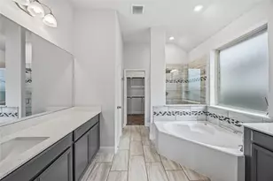 2263 Vanessa Cay Ln, La Porte, TX 77571 - Photo 13