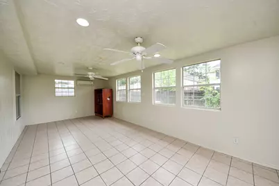 4235 Custer Creek Drive, Missouri City, TX 77459 - Photo 7