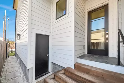 410 E 41st Street, Houston, TX 77022 - Photo 9