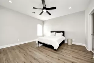 410 E 41st St, Houston, TX 77022 - Photo 39