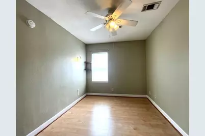 610 Church Street, Galveston, TX 77550 - Photo 7