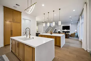 1615 Milford St, Houston, TX 77006 - Photo 13