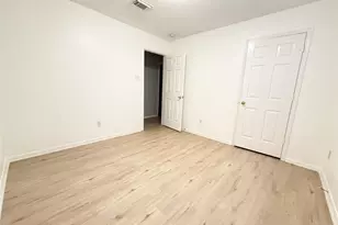 13810 Audra Ln, Houston, TX 77083 - Photo 9