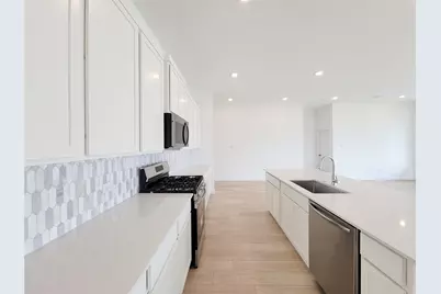 17850 Aile Pierre Pass, Conroe, TX 77302 - Photo 37