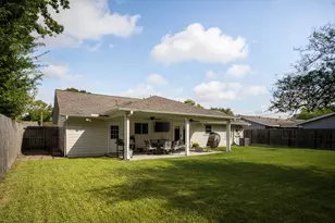 2403 Ansbury Dr, Houston, TX 77018 - Photo 3