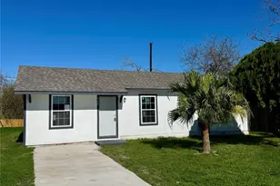 922 W 12th St, Freeport, TX 77541 - Photo 1