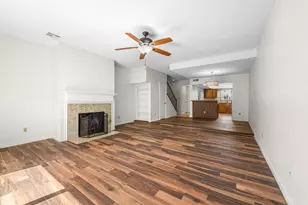 1021 Fountain View Dr, Houston, TX 77057 - Photo 9
