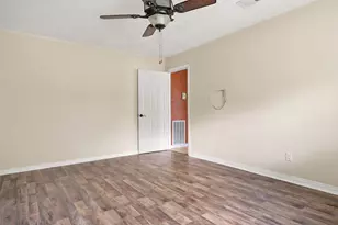 1705 20th Ave N, Texas City, TX 77590 - Photo 7
