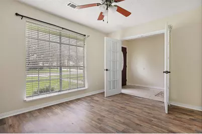 1705 20th Avenue N, Texas City, TX 77590 - Photo 5