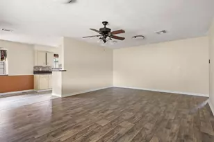 1705 20th Ave N, Texas City, TX 77590 - Photo 11