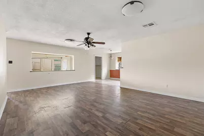 1705 20th Avenue N, Texas City, TX 77590 - Photo 9