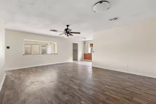 1705 20th Ave N, Texas City, TX 77590 - Photo 9