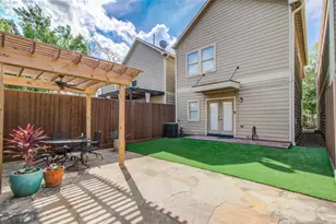 1034 Dunbar St, Houston, TX 77009 - Photo 23