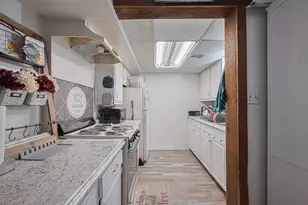 601 N Resident St, Wharton, TX 77488 - Photo 17