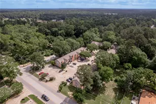 2401 Sycamore Ave, Huntsville, TX 77340 - Photo 41