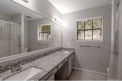 2401 Sycamore Avenue #C2, Huntsville, TX 77340 - Photo 19