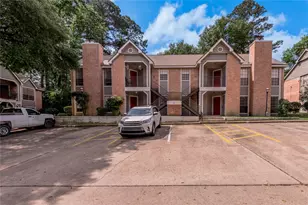 2401 Sycamore Ave, Huntsville, TX 77340 - Photo 3