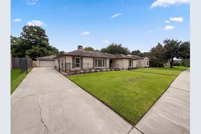 14923 Aspen Hills Drive, Houston, TX 77062 - Photo 23