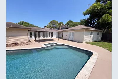 14923 Aspen Hills Drive, Houston, TX 77062 - Photo 5