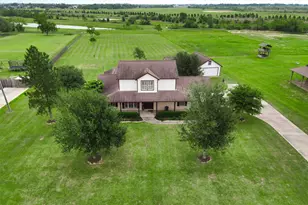 3026 Dee's Cir, Sealy, TX 77474 - Photo 3