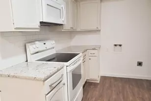 361 N Post Oak Ln, Houston, TX 77024 - Photo 9