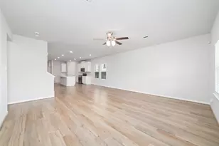 910 Modesto Dr, Rosharon, TX 77583 - Photo 13