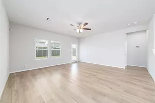 910 Modesto Dr, Rosharon, TX 77583 - Photo 15