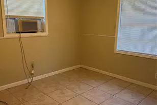 900 Mohawk Dr, Montgomery, TX 77316 - Photo 5