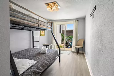 1919 Rosenberg Street, Galveston, TX 77550 - Photo 45