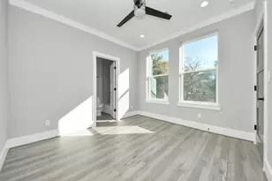 604 W 28th St, Houston, TX 77008 - Photo 27