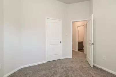 14701 Country Club Road, Beaumont, TX 77705 - Photo 11