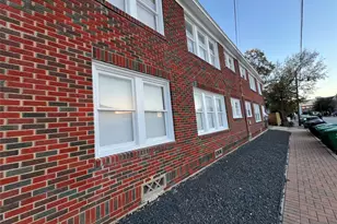 2021 Kane St, Houston, TX 77007 - Photo 3
