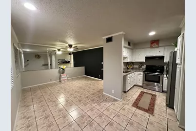 11002 Hammerly Boulevard #131, Houston, TX 77043 - Photo 7