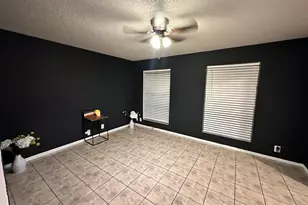11002 Hammerly Blvd, Houston, TX 77043 - Photo 11