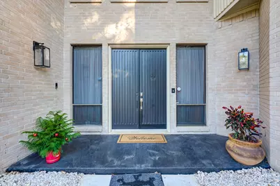 12007 Lakeway Court, Houston, TX 77071 - Photo 5