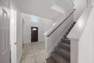 19723 Stoneport Ln, Katy, TX 77449 - Photo 5
