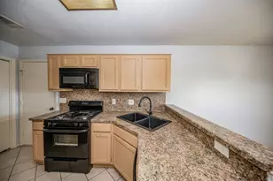 2711 Grants Lake Blvd, Sugar Land, TX 77479 - Photo 17